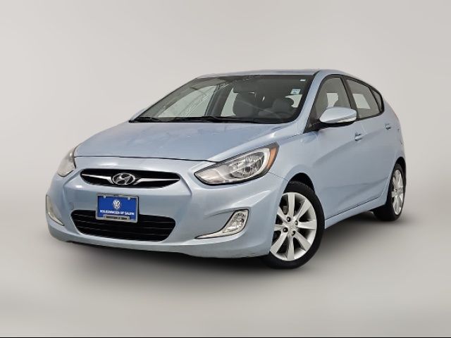 2013 Hyundai Accent SE