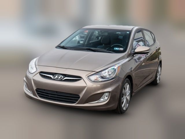 2013 Hyundai Accent SE