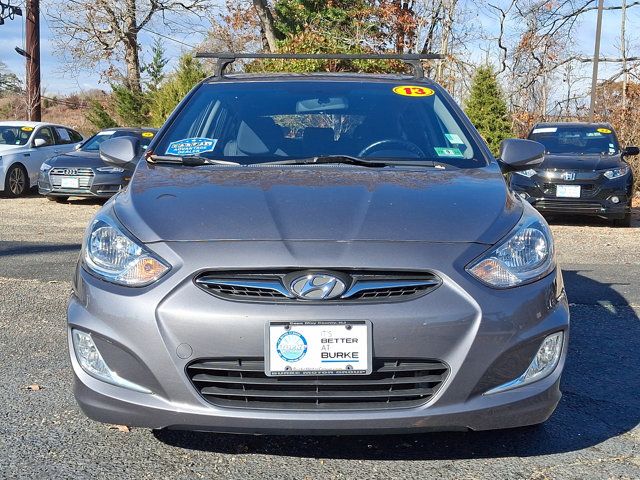 2013 Hyundai Accent SE