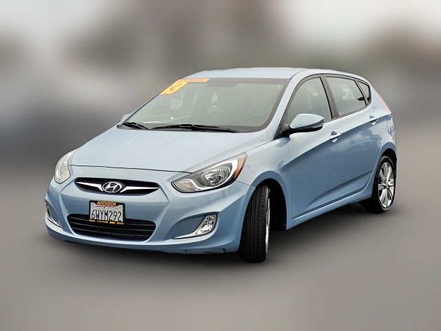 2013 Hyundai Accent SE