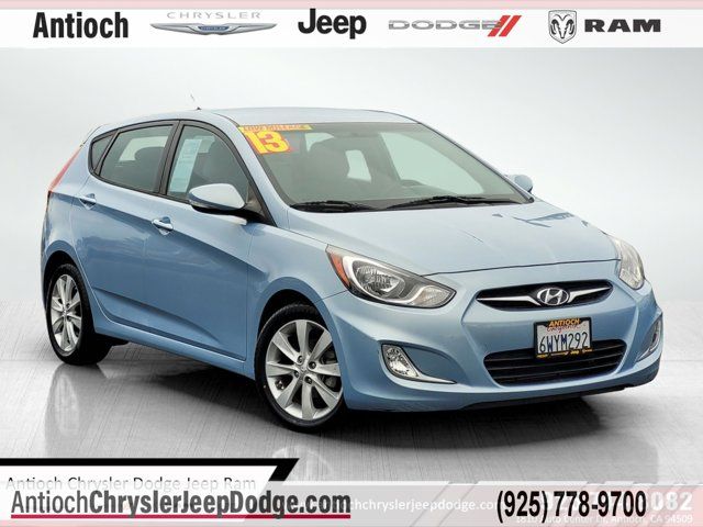 2013 Hyundai Accent SE
