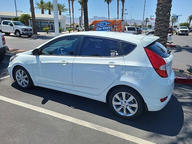 2013 Hyundai Accent SE