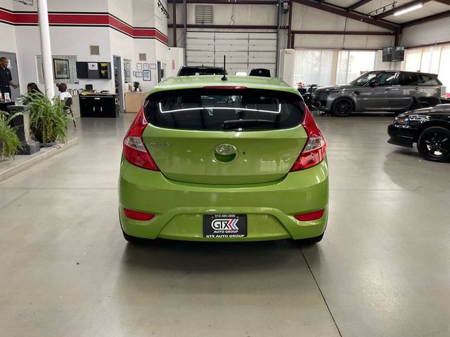 2013 Hyundai Accent SE