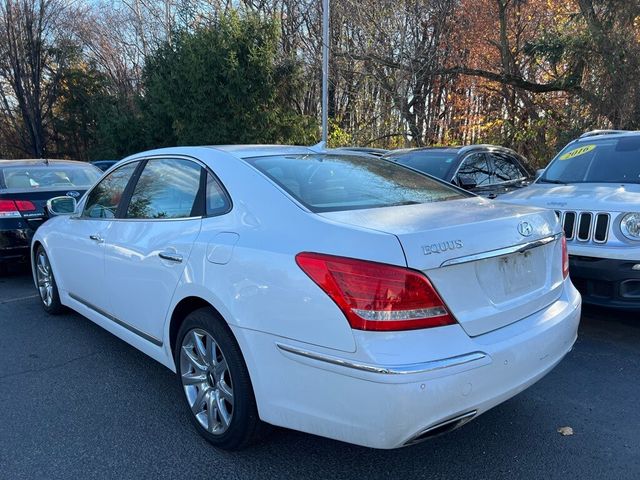 2013 Hyundai Equus Signature