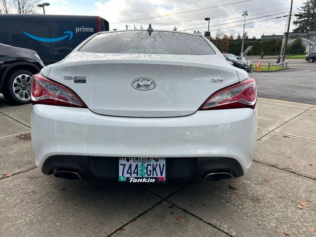 2013 Hyundai Genesis 2.0T