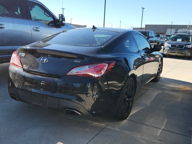 2013 Hyundai Genesis 2.0T Premium