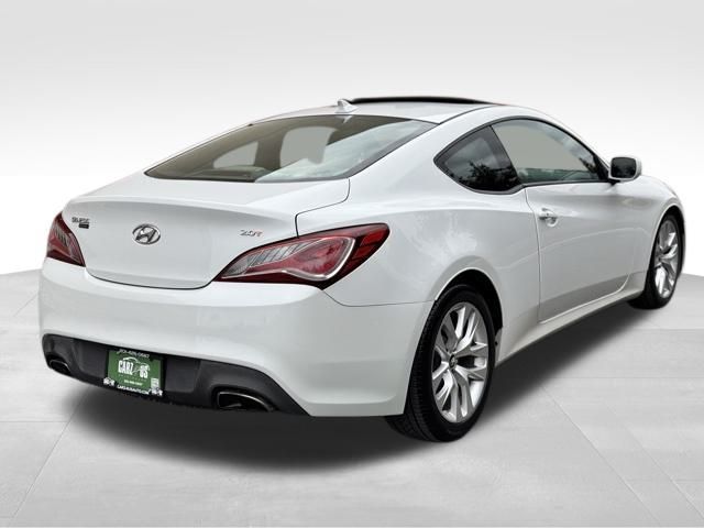 2013 Hyundai Genesis 2.0T Premium