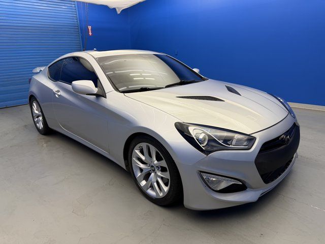 2013 Hyundai Genesis 2.0T Premium