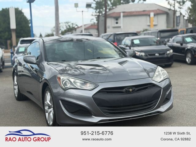 2013 Hyundai Genesis 2.0T Premium