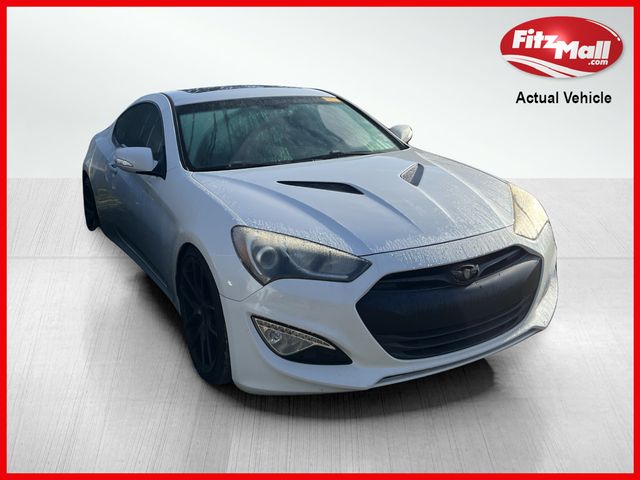 2013 Hyundai Genesis 3.8 Track