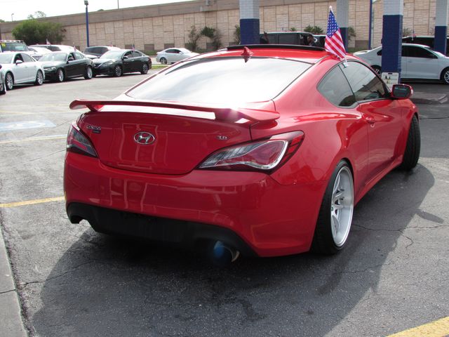 2013 Hyundai Genesis 3.8 Track