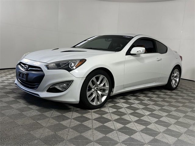 2013 Hyundai Genesis 3.8 Grand Touring