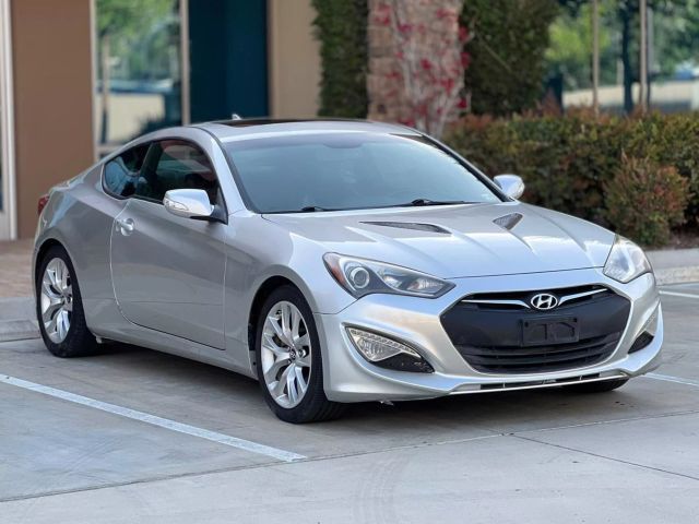 2013 Hyundai Genesis 3.8 Grand Touring