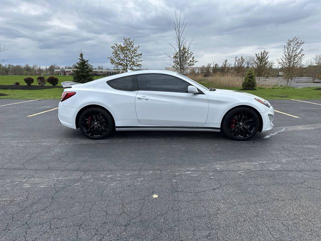 2013 Hyundai Genesis 3.8 R-Spec