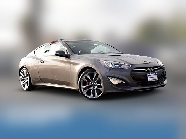 2013 Hyundai Genesis 3.8 Track