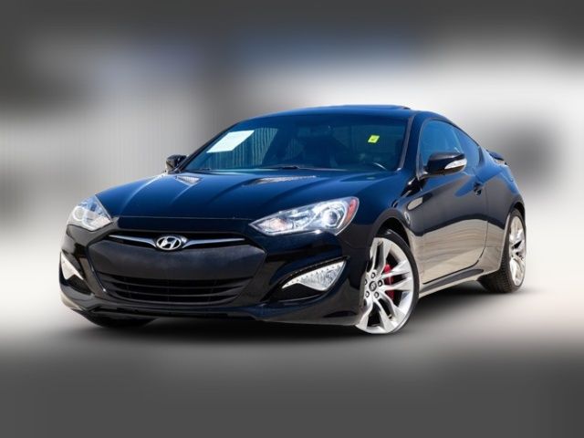 2013 Hyundai Genesis 3.8 Track