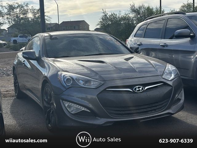 2013 Hyundai Genesis 3.8 Track