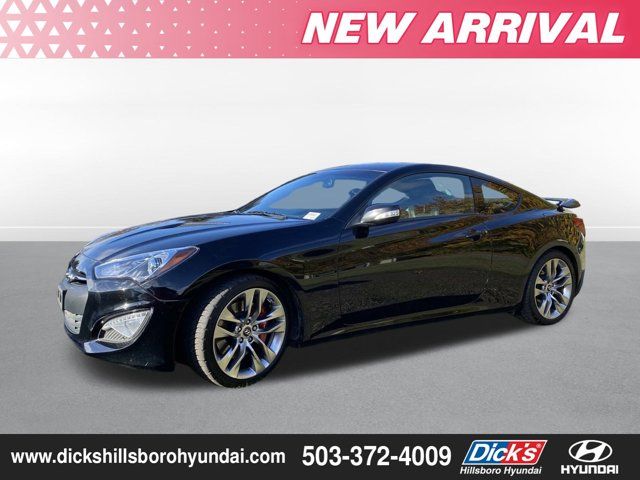 2013 Hyundai Genesis 3.8 Track