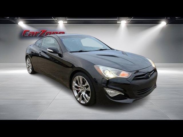 2013 Hyundai Genesis 3.8 Track