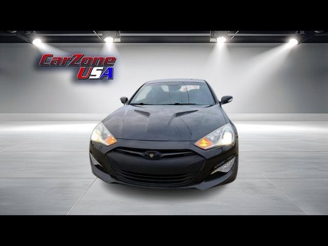 2013 Hyundai Genesis 3.8 Track