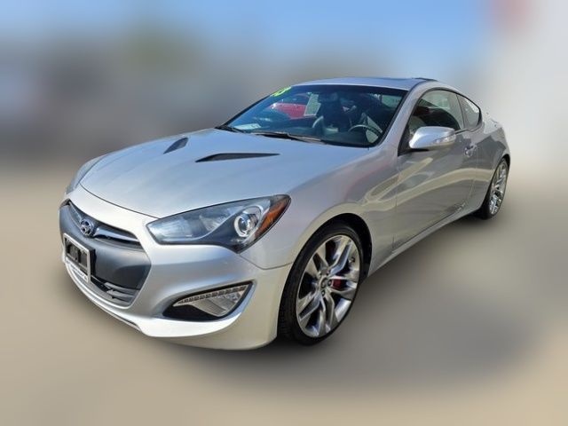 2013 Hyundai Genesis 3.8 Track