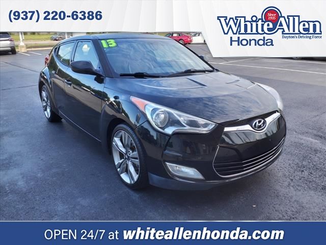 2013 Hyundai Veloster Gray Interior