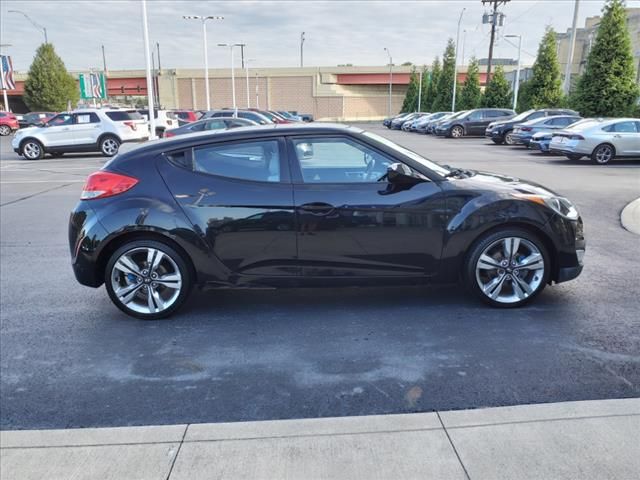 2013 Hyundai Veloster Gray Interior