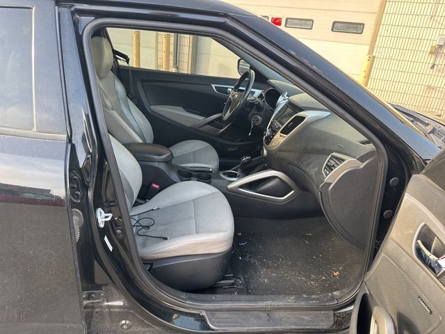 2013 Hyundai Veloster Gray Interior