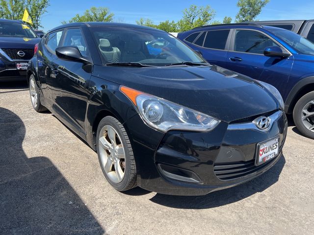 2013 Hyundai Veloster Gray Interior