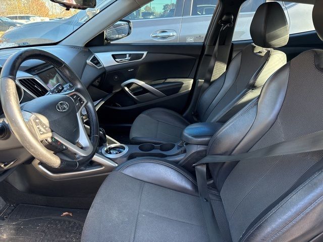 2013 Hyundai Veloster Black Interior