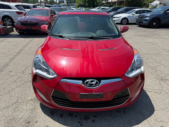 2013 Hyundai Veloster Red Interior