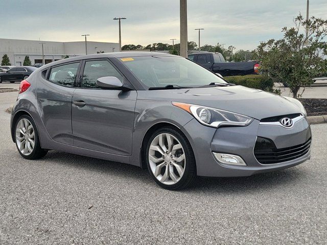 2013 Hyundai Veloster Black Interior