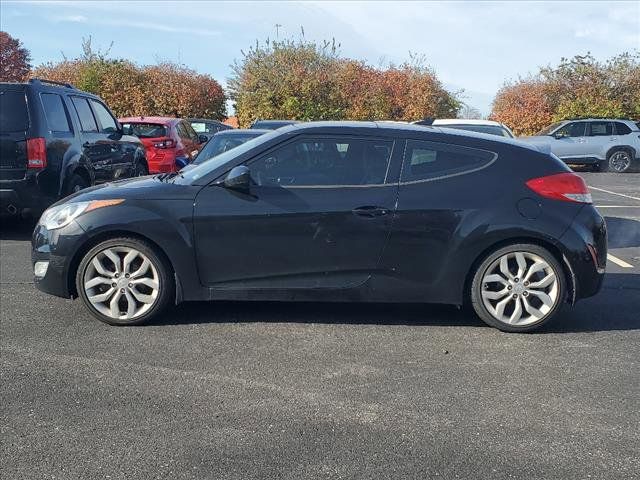 2013 Hyundai Veloster Gray Interior