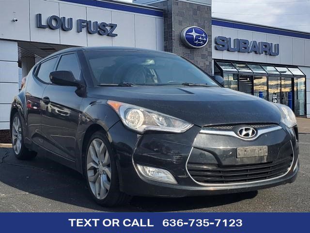 2013 Hyundai Veloster Gray Interior