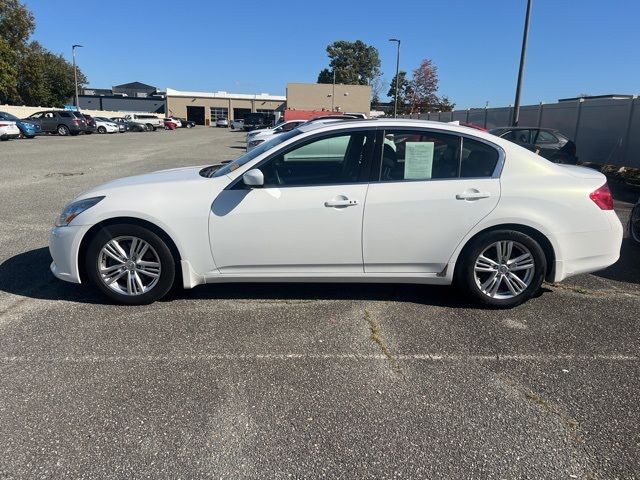 2013 INFINITI G37 Journey