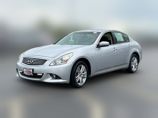 2013 INFINITI G37 X