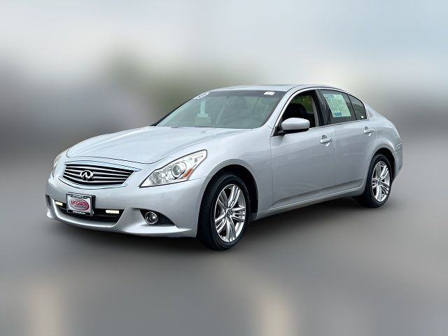 2013 INFINITI G37 X