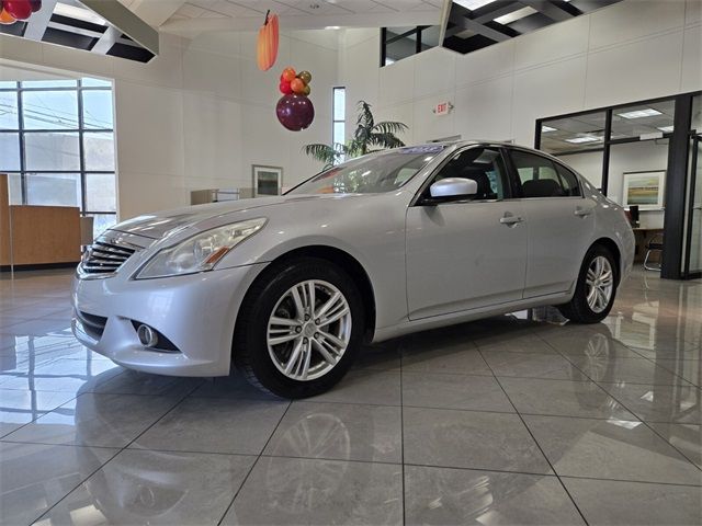 2013 INFINITI G37 X