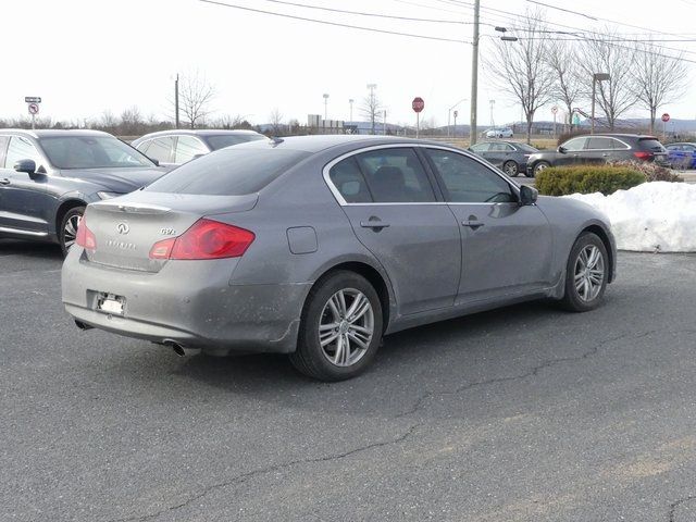 2013 INFINITI G37 X