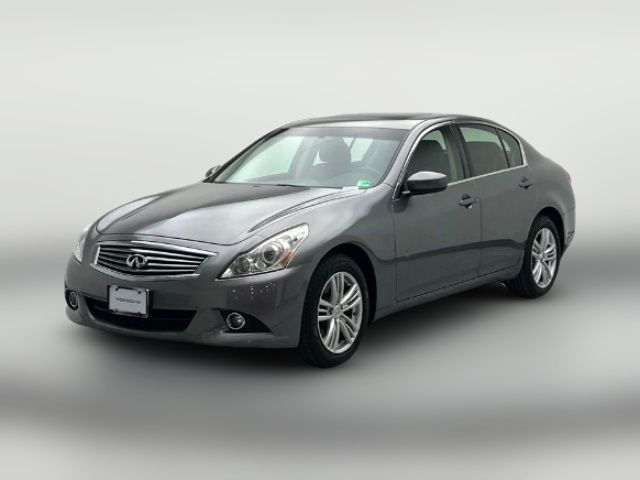 2013 INFINITI G37 X