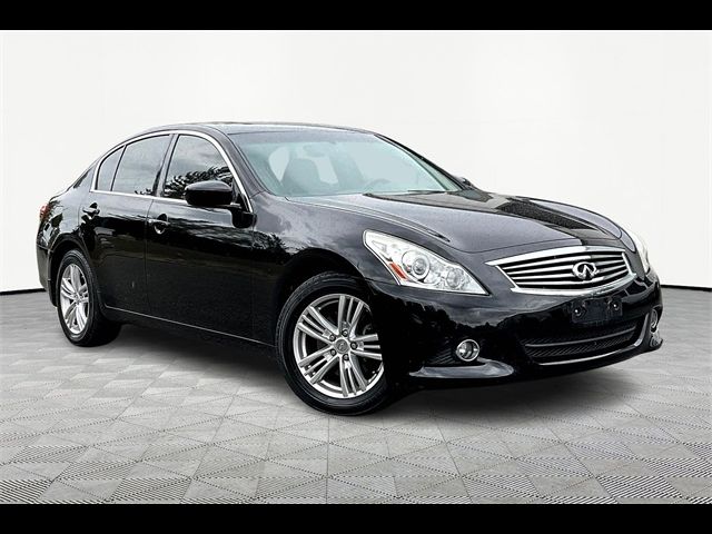 2013 INFINITI G37 X