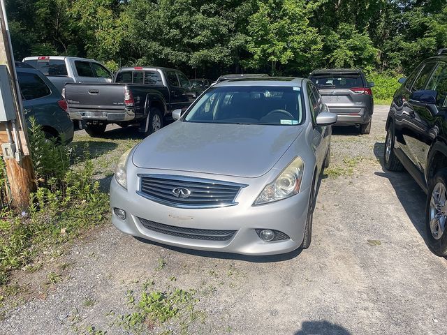 2013 INFINITI G37 X
