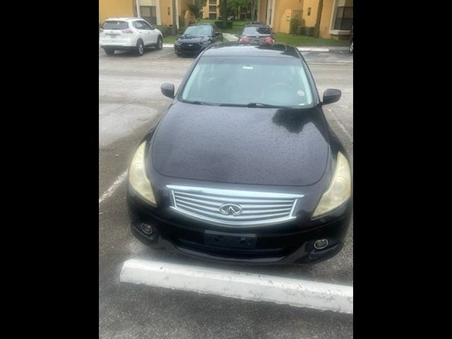 2013 INFINITI G37 X