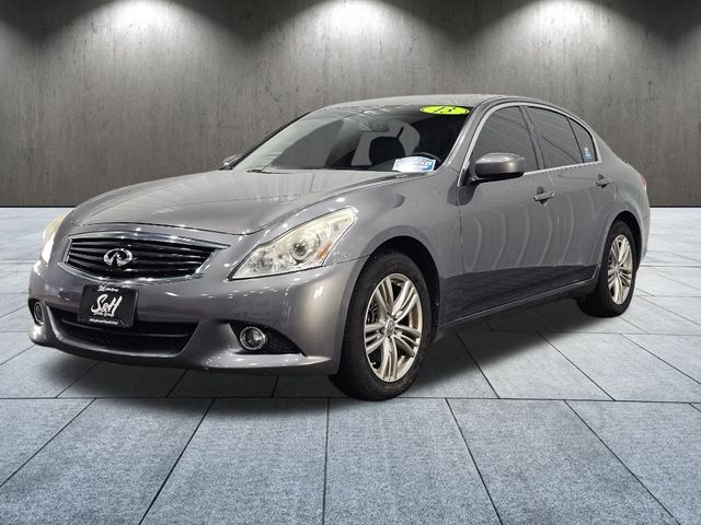 2013 INFINITI G37 X