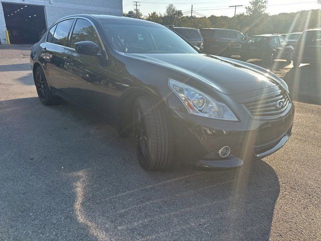 2013 INFINITI G37 X