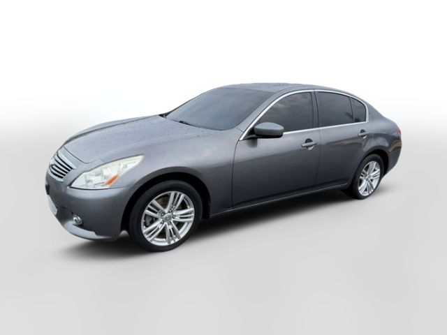 2013 INFINITI G37 X