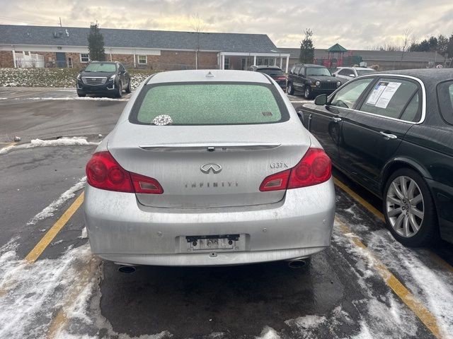 2013 INFINITI G37 X