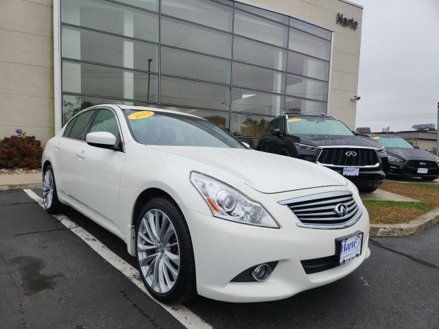 2013 INFINITI G37 X