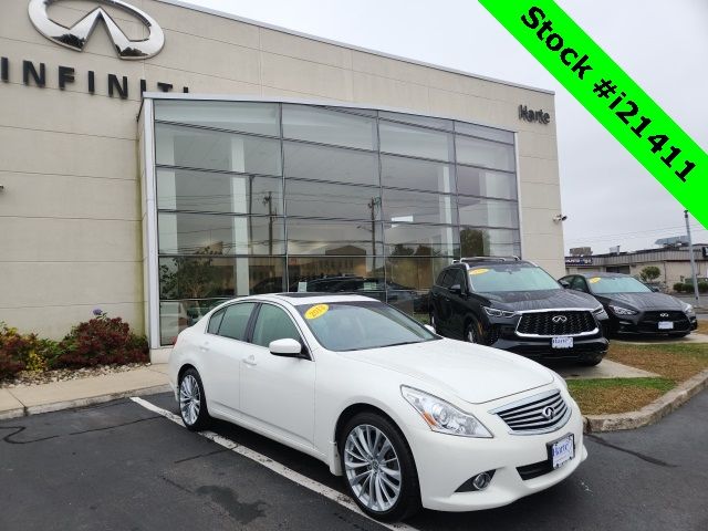 2013 INFINITI G37 X