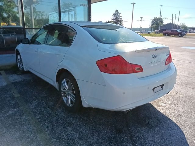 2013 INFINITI G37 X